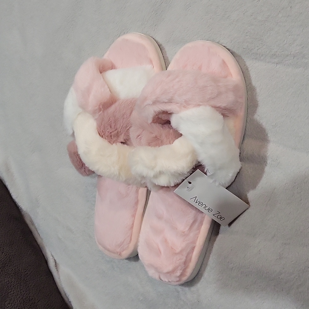 Avenue Zoe Slippers